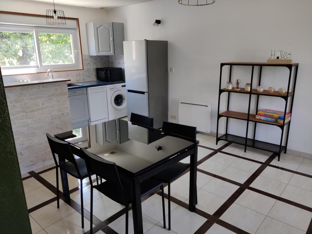 Studio Spacieux Tout Equipe Avec Jardin Varennes-Vauzelles Dış mekan fotoğraf